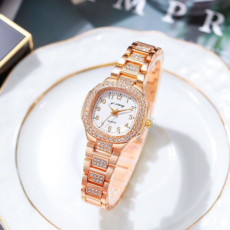 ساعت زنانه و دخترانه ☑️Elizabethjewellery           ♤زنونه طرح پتکطرح فیلیپ  قفل دستبندی  موتورکوارتز  قاب نگینی