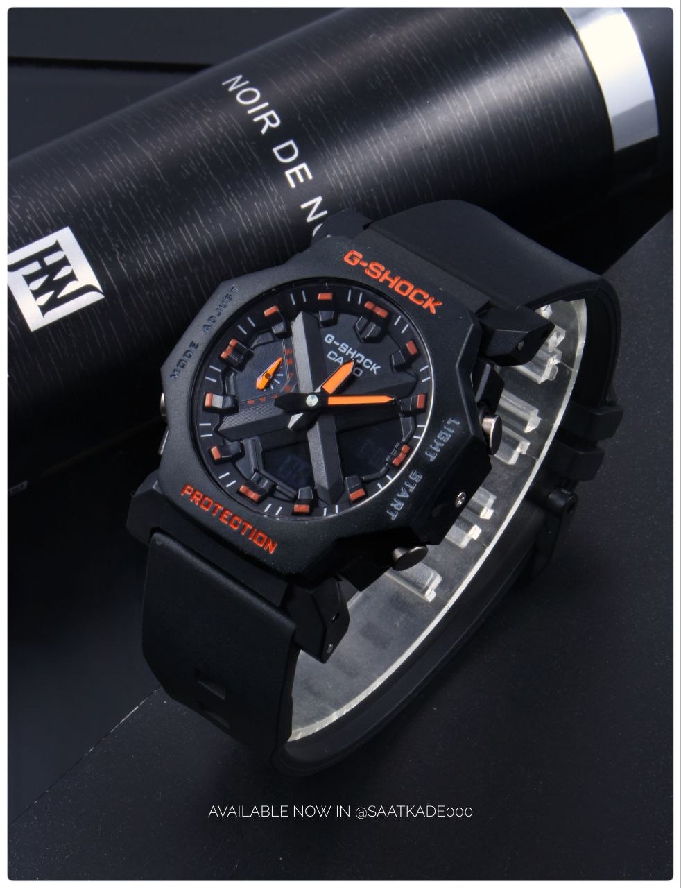 ساعت اسپرت G-shock طرح 2100 واقعا ب جرات میشه گفت هیچی از اورجینالش کم نداره . فوق‌العاده مقاوم و با کیفیت.  G-shock  سایز اسپرت   موتور ژاپن‌ A++ بند رابر آنتی آلرژی اصلی عقربه شب‌نما شیشه طلقی نشکن  ❌امکانات:  ♦️نمایش ساعت بصورت آنالوگ(عقربه‌ای) و دیجیتال ♦️عقربه نمایشگر ایام هفته تزئینی می‌باشد‌. ♦️قابلیت تنظیم آلارم  ♦️چراغ دیدشب ♦️نمایش کامل تاریخ (سال ماه و هفته) ♦️محاسبه کرنومتر  صفحه ضدخش ضدآب و ضربه و ... .
