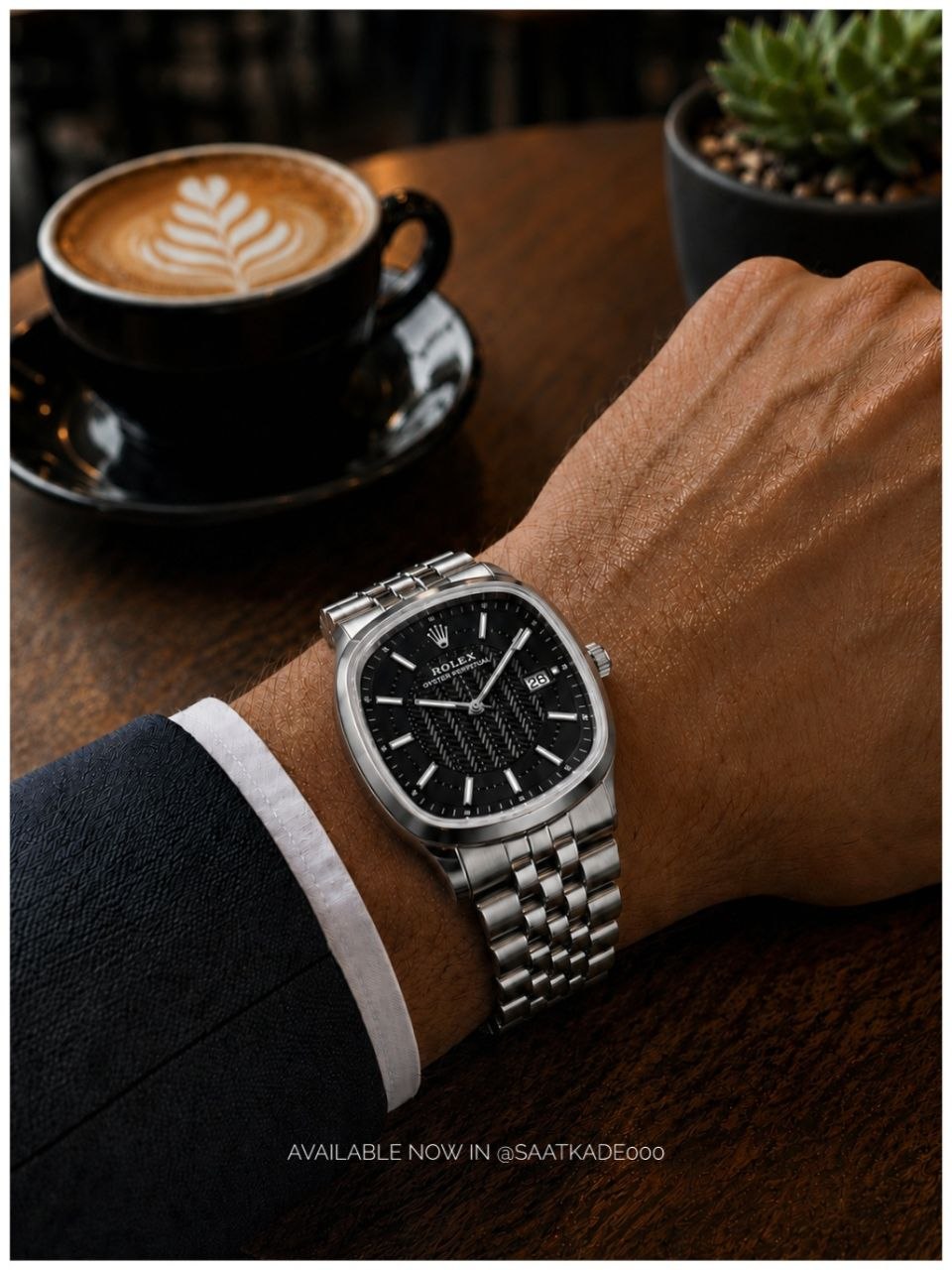ساعت مچی مردانه Rolex Model: Oyster Perpetual  ❌برای آقایان  موتور شرکتی درجه یک نمایش ایام ماه  اندیس شب‌نما شیشه کریستال بند استیل طرح آجری (رولکسی) قفل استیل پروانه‌ای ضد آب 3Atm  ۳۰
