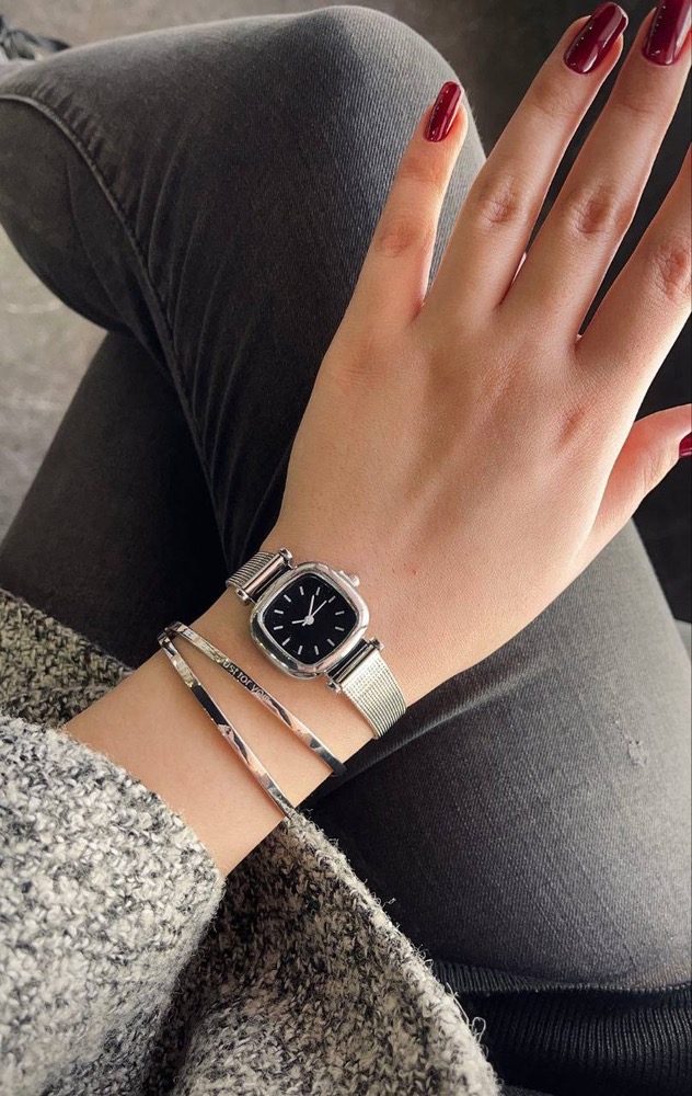 ست ساعت زنانه ⌚️Victoria  ♤زنونه ویکتور مدل w7029 موتور کوارتز طرح آلفا  قفل سگکی بند حصیری
