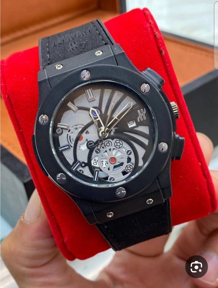 ساعت مچی مردانه برند هابلوت New collection  Hublot Spider  ساعت هابلوت فضایی  موتور باکیفیت طراحی ویژه صفحه (عنکبوتی) بند رابر۲ لایه مخملی  آنتی آلرژی قاب پشت حک شده قفل استیل کلیپسی هابلوت