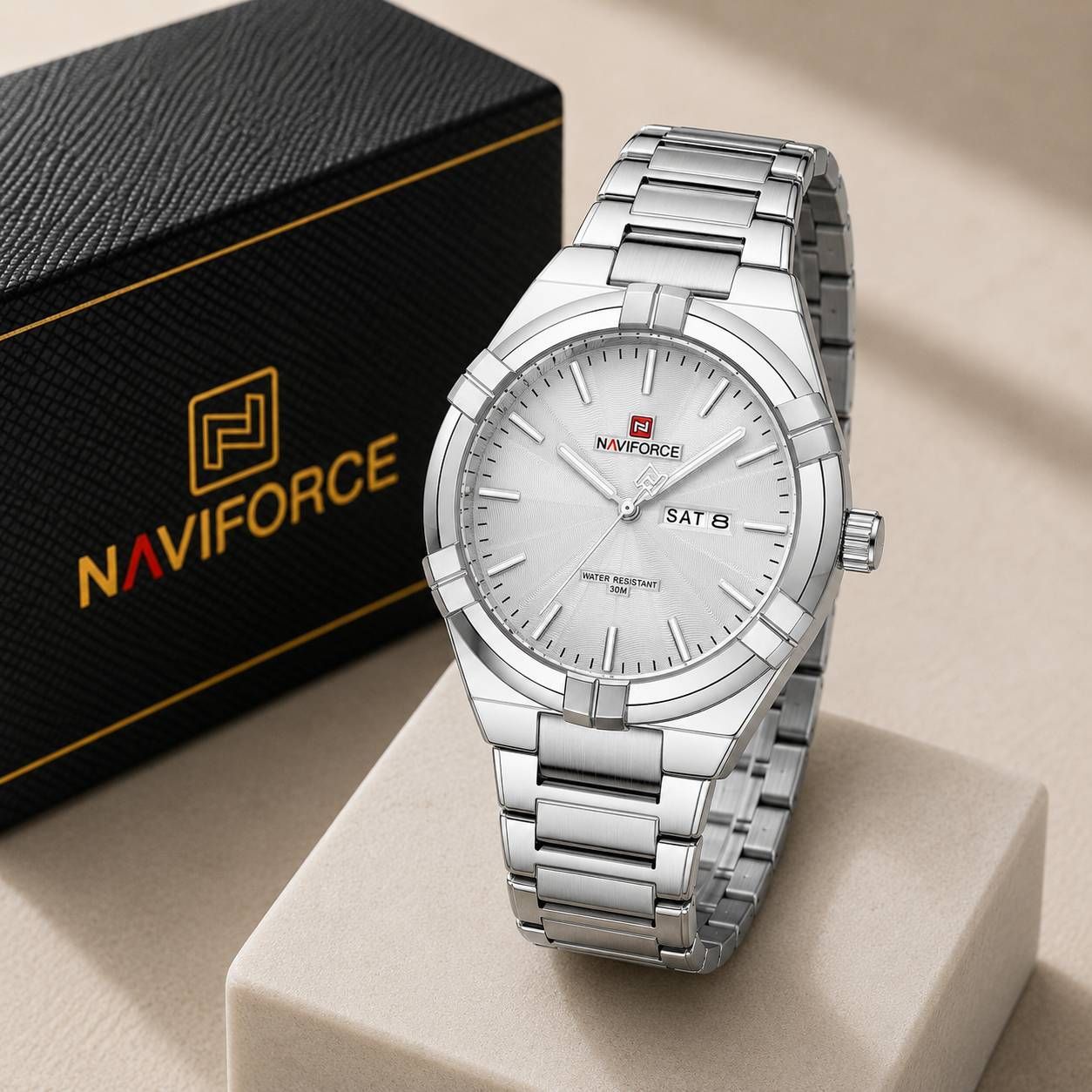 ساعت مچی مردانه ناوی فورس NAVIFORCE NF9218 S/W کد 3039 کالا اورجینال با ضمانت اصالت موومنت کوارتز با کیفیت عالی نشانگر تاریخ و روزهای هفته بند استیل ضد حساسیت شیشه معدنی مقاوم در برابر خش مقاوم در برابر آب (3ATM) به همراه جعبه